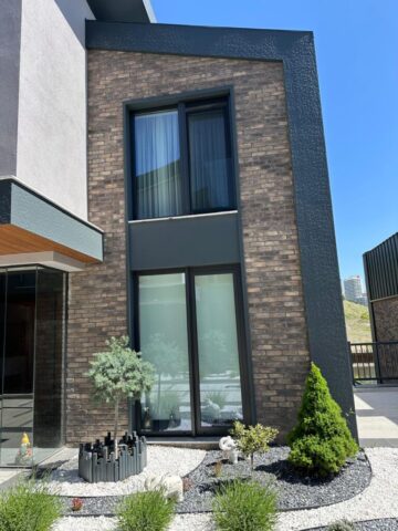 c9e1ea77-a859-4fe7-b84b-c8f81b7087df